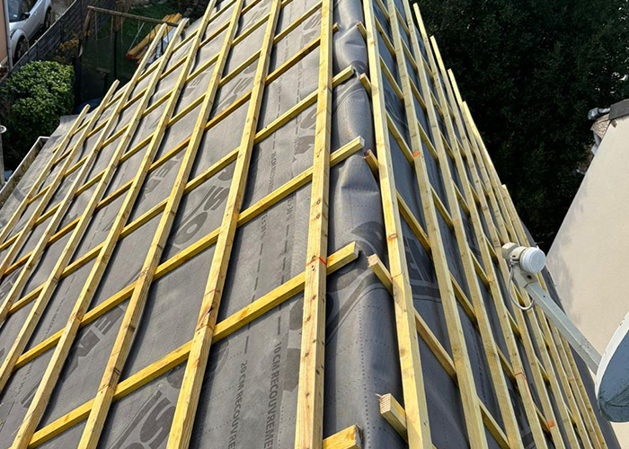 Ent Folkert, entreprise de couverture à Antony (92160) dans les Hauts-de-Seine (92)