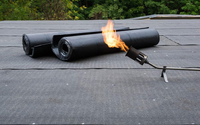 Fuite et étanchéité de toiture à Antony (92160)  - Ent Folkert intervient dans les Hauts-de-Seine (92)